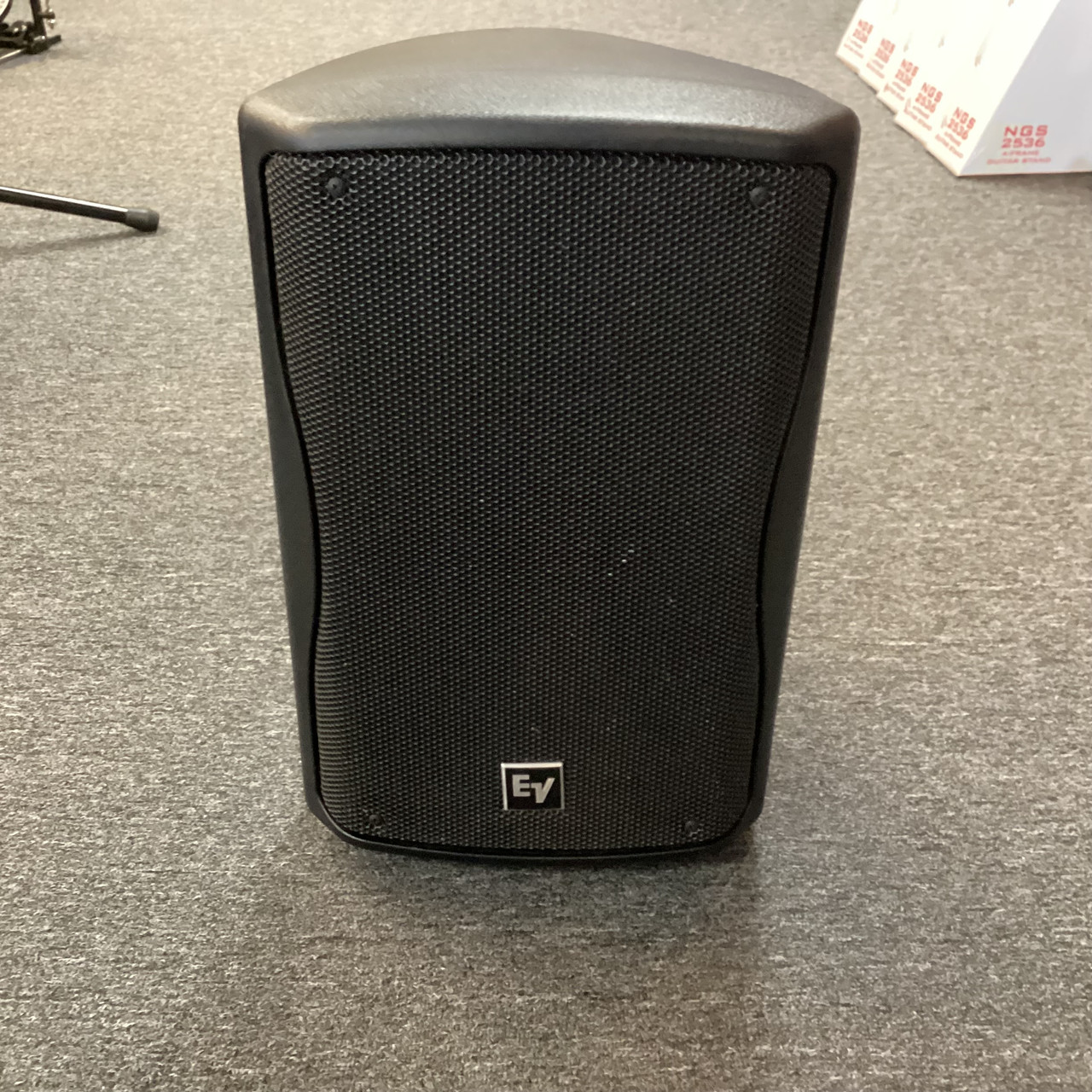 Used Electrovoice - EV ZXA1-90 Powered Full Range Speaker Cabinet