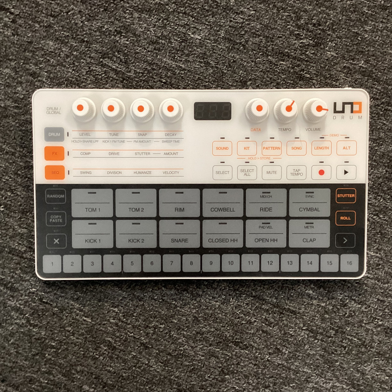 Used IK Multimedia UNO DRUM Compact Drum Machine
