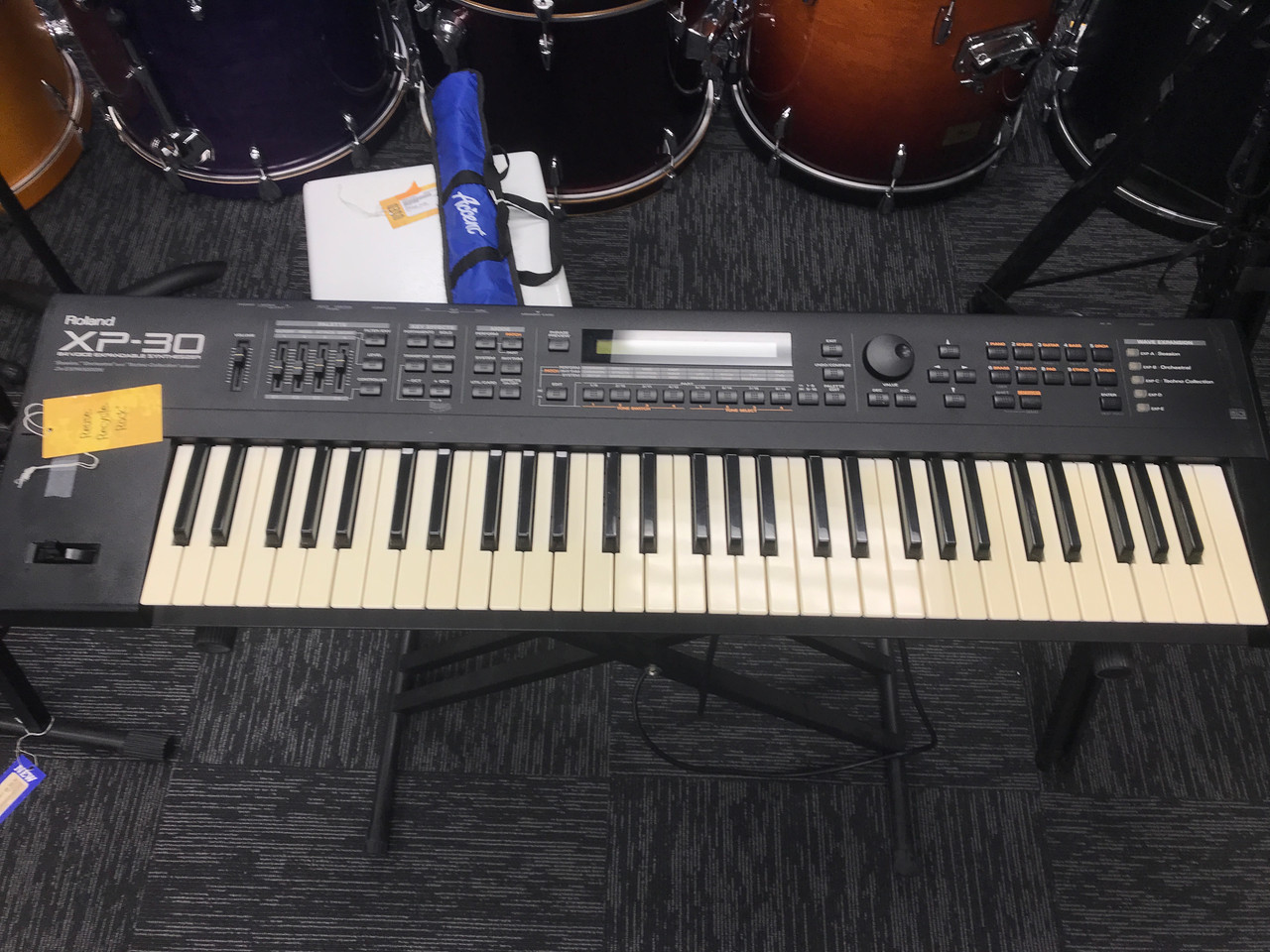 Used Roland XP-30 Vintage 61-Key Synthesizer 61-Key