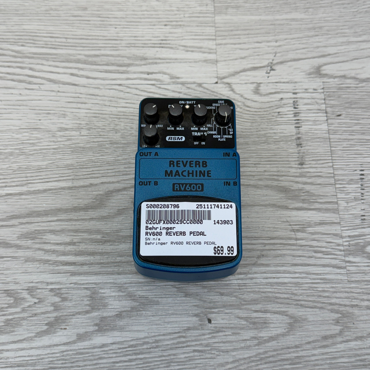 Used Behringer RV600 REVERB PEDAL Reverb Pedal