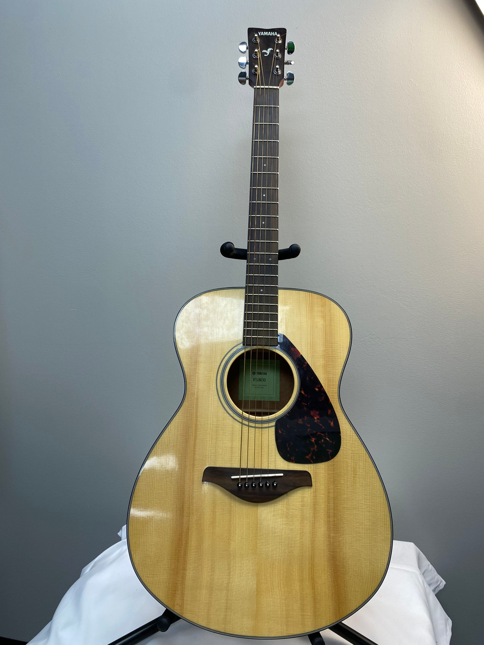 Used Yamaha FS800 Solid Top Acoustic Guitar Natural