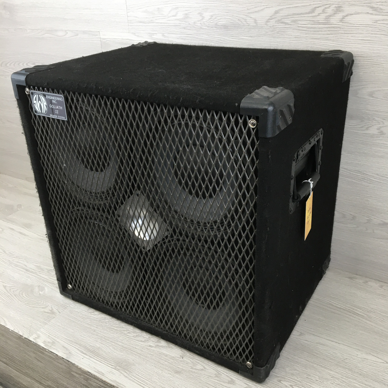 中古SWR 【 J 】8497 SWR GOLIATH II ベースアンプキャビネット エス