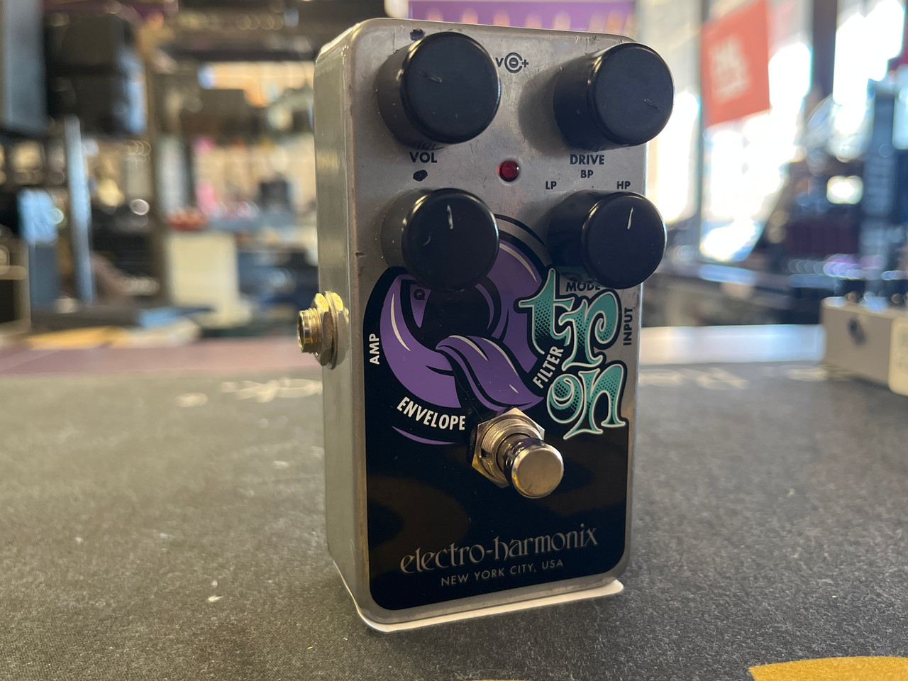 Used Electro Harmonix (E/H) NANO QTRON Filter Pedal