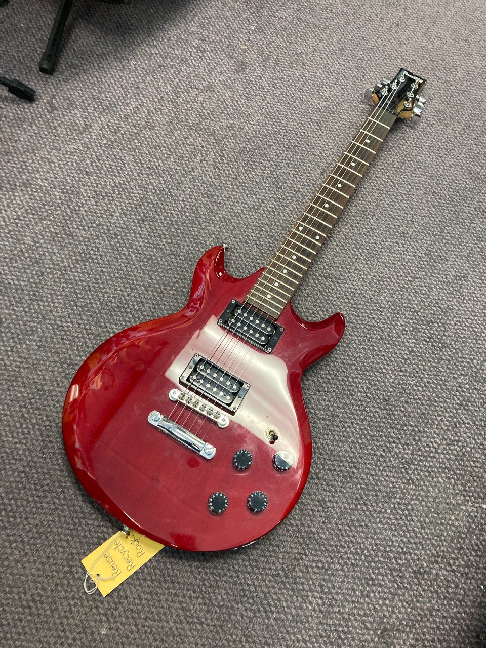【値下げ】エレキギター Ibanez GAX70 赤 Used Ibanez GIO GAX70 RED Double Cut Electric Guitar Red 6-String