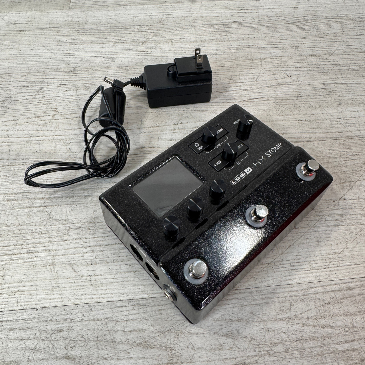 Used Line 6 HX Stomp Guitar Multi-effects Floor Processor