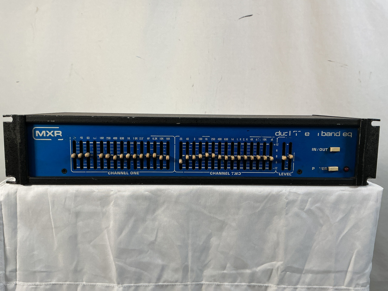 Used MXR DUAL FIFTEEN BAND EQ 124 Equalizer