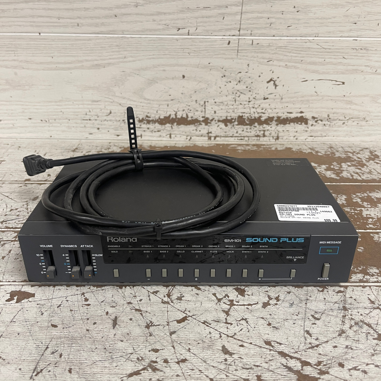 Used Roland EM-101 SOUND PLUS Rackmount Synthesizer Rackmount