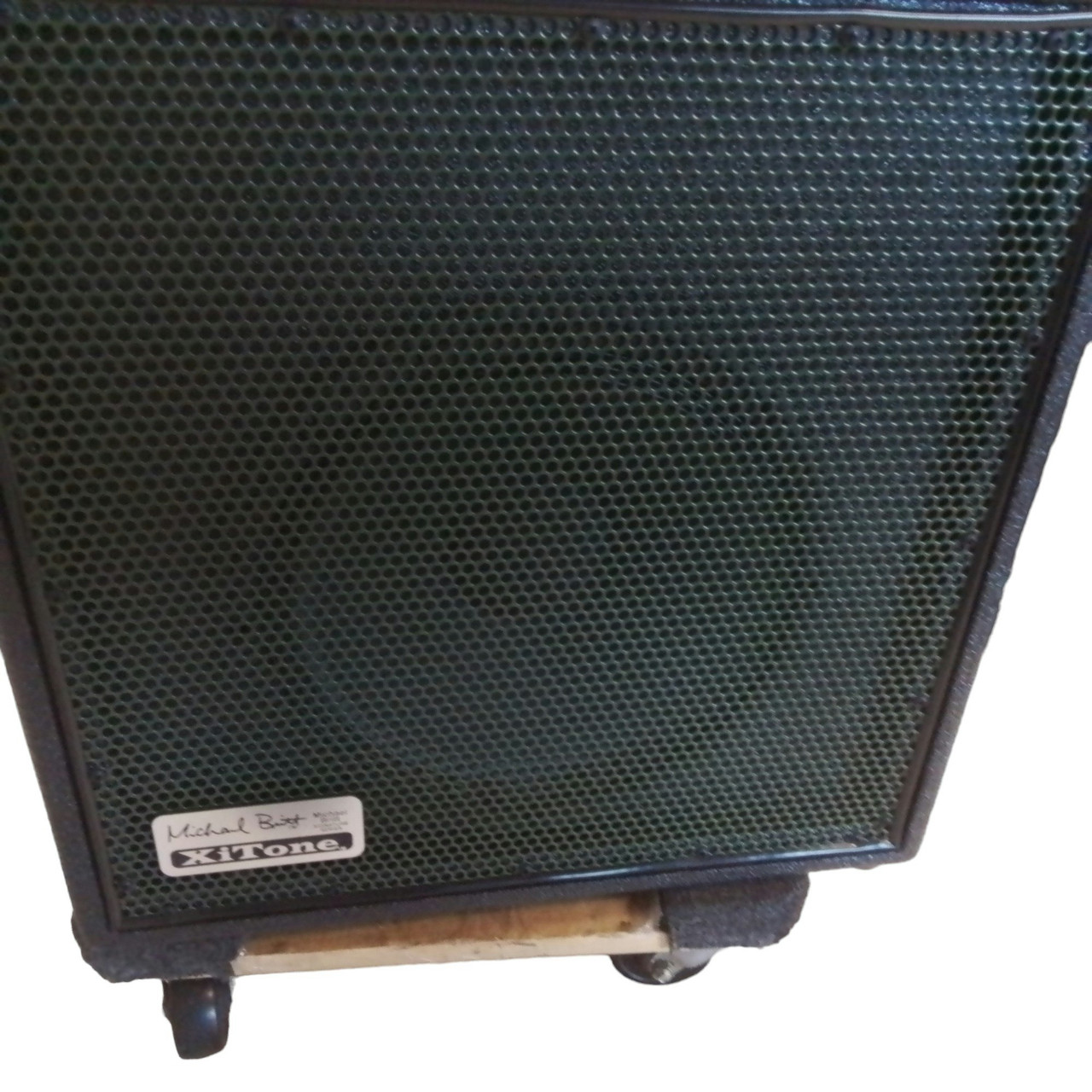 Used XITONE MICHAEL BRITT PWR CAB 1X12 Guitar Speaker Cabinets