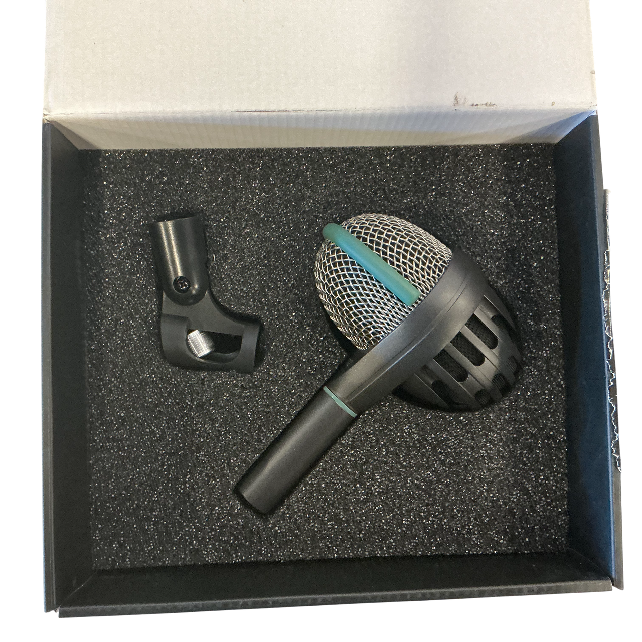 Used Akg D112 Dynamic Microphone