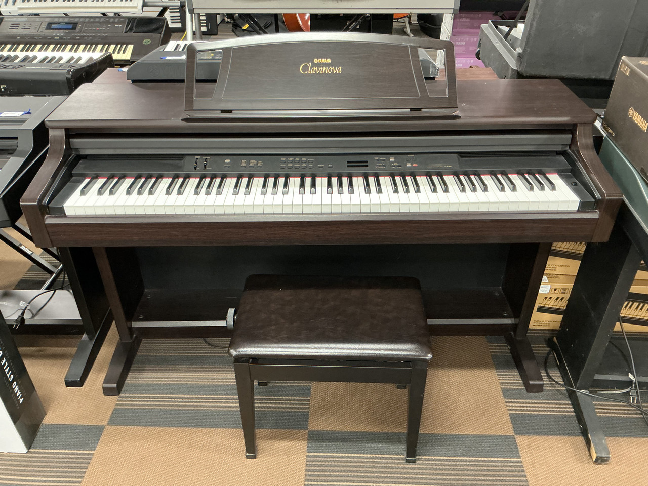 Used Yamaha CLAVINOVA CLP-860 88-Key Keyboard 88-key