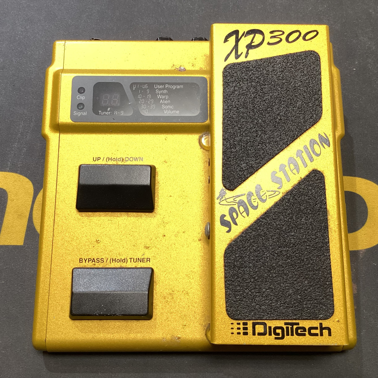 Used Digitech XP 300 SPACE STATION Vintage Multi-FX Pedal