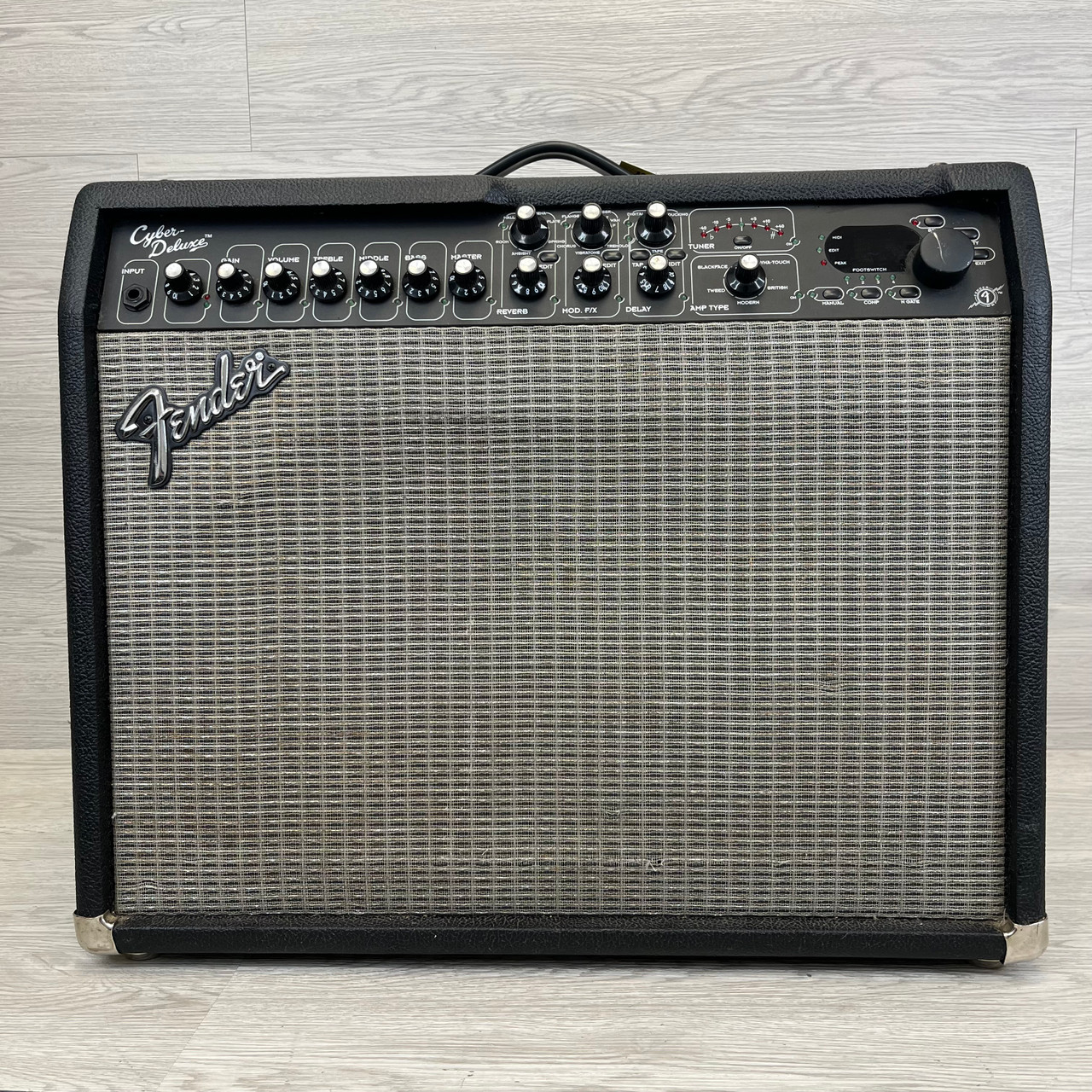 Used Fender CYBER DELUXE MODELING AMP 1 x 12 Solid State Used Fender CYBER DELUXE MODELING AMP 1 x 12 Solid State