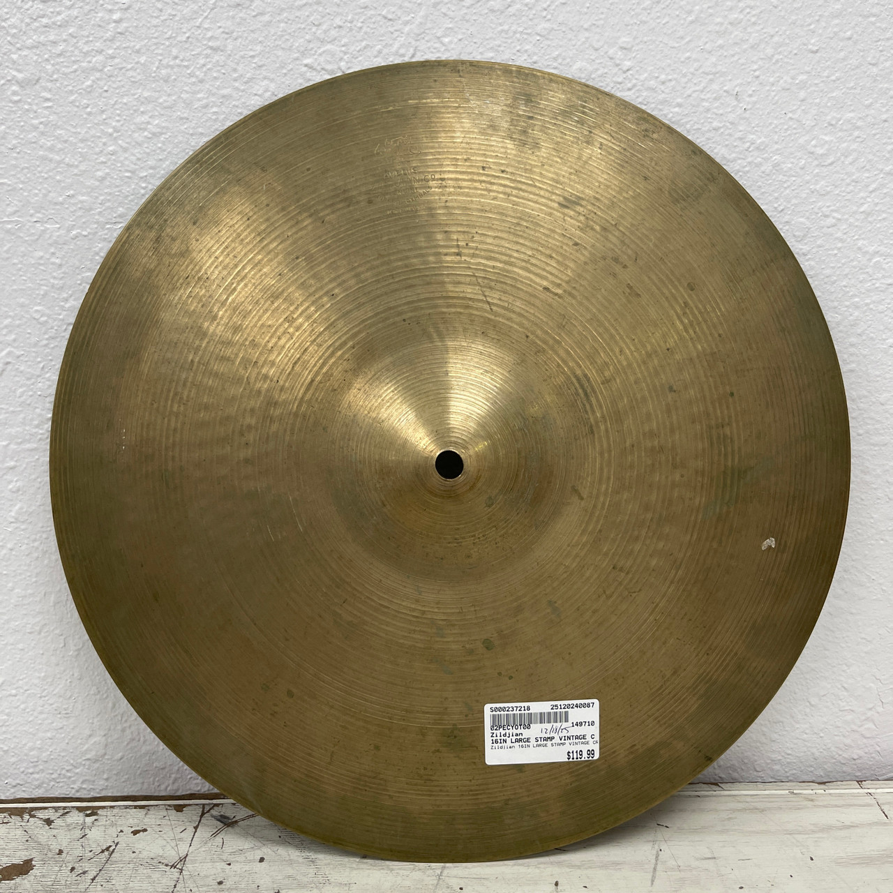 Used Zildjian 16IN LARGE STAMP VINTAGE CRASH Crash Cymbal 16