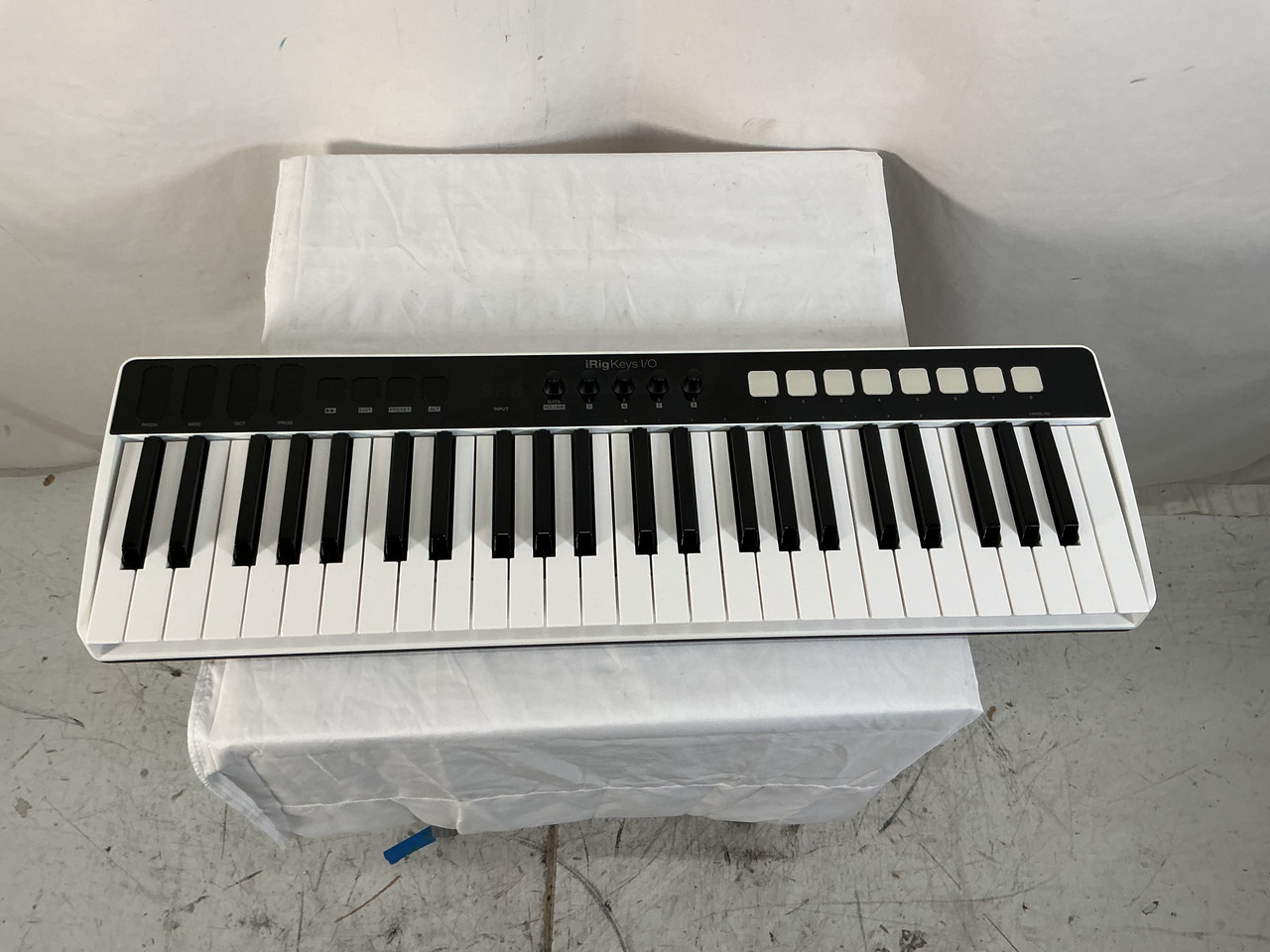 Used IK Multimedia IRIG KEYS I/O + CASE 49-Key Controller 49-Key