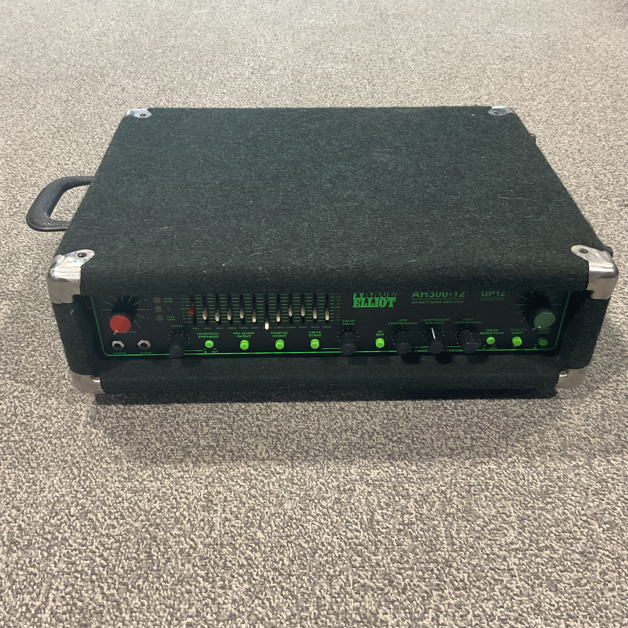 Used TRACE ELLIOT AH300-12 Bass Amplifier Head