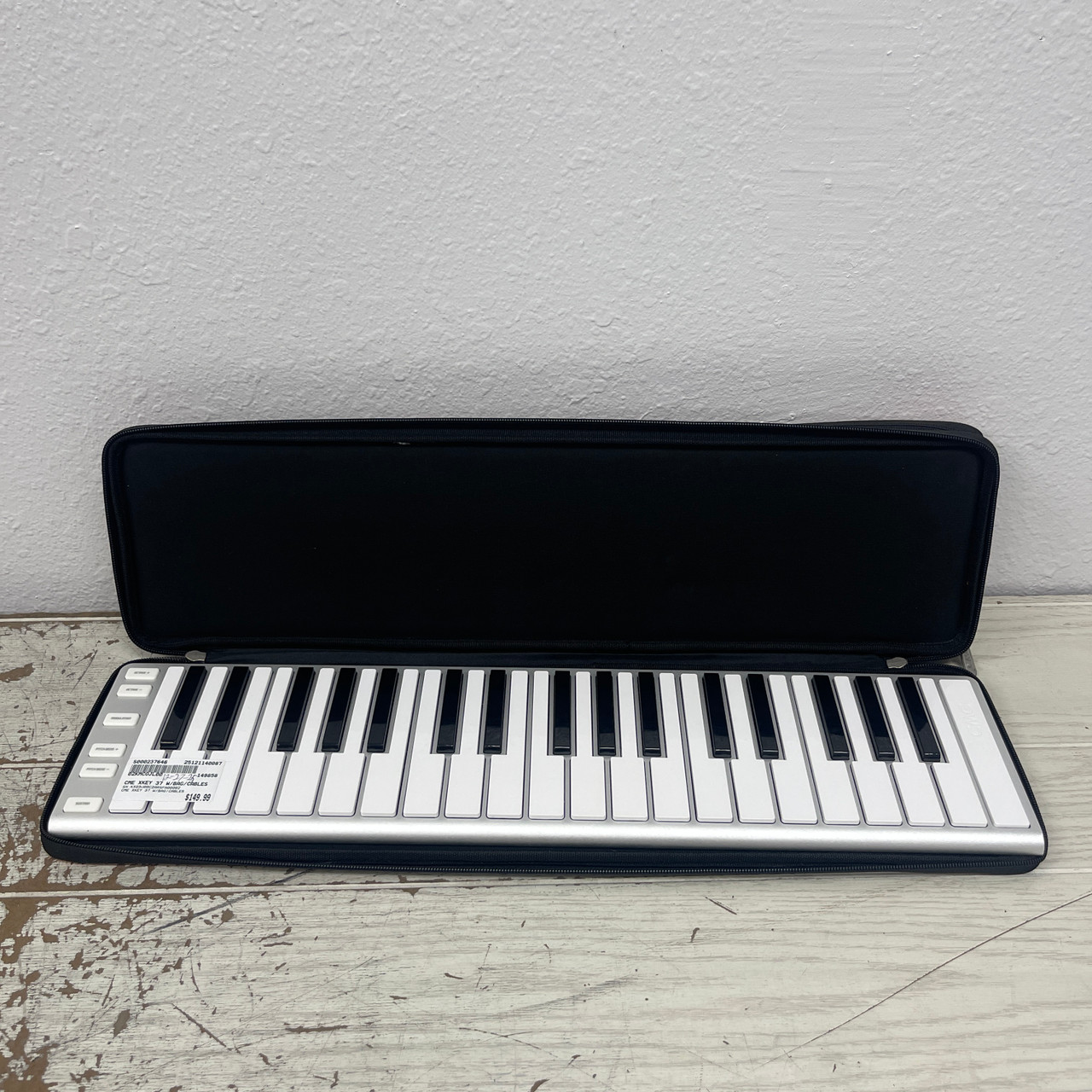 Used CME XKEY 37 W/BAG/CABLES 49-Key Controller 49-Key