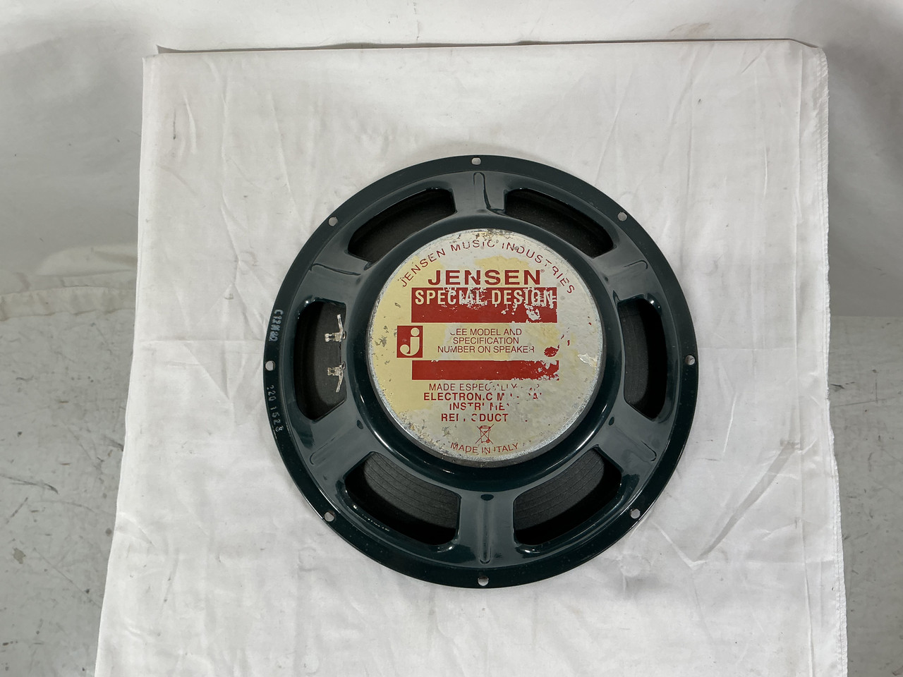 Used Jensen C12N 8 OHM 1 x 12 Guitar Speaker Cabinet 1 x 12