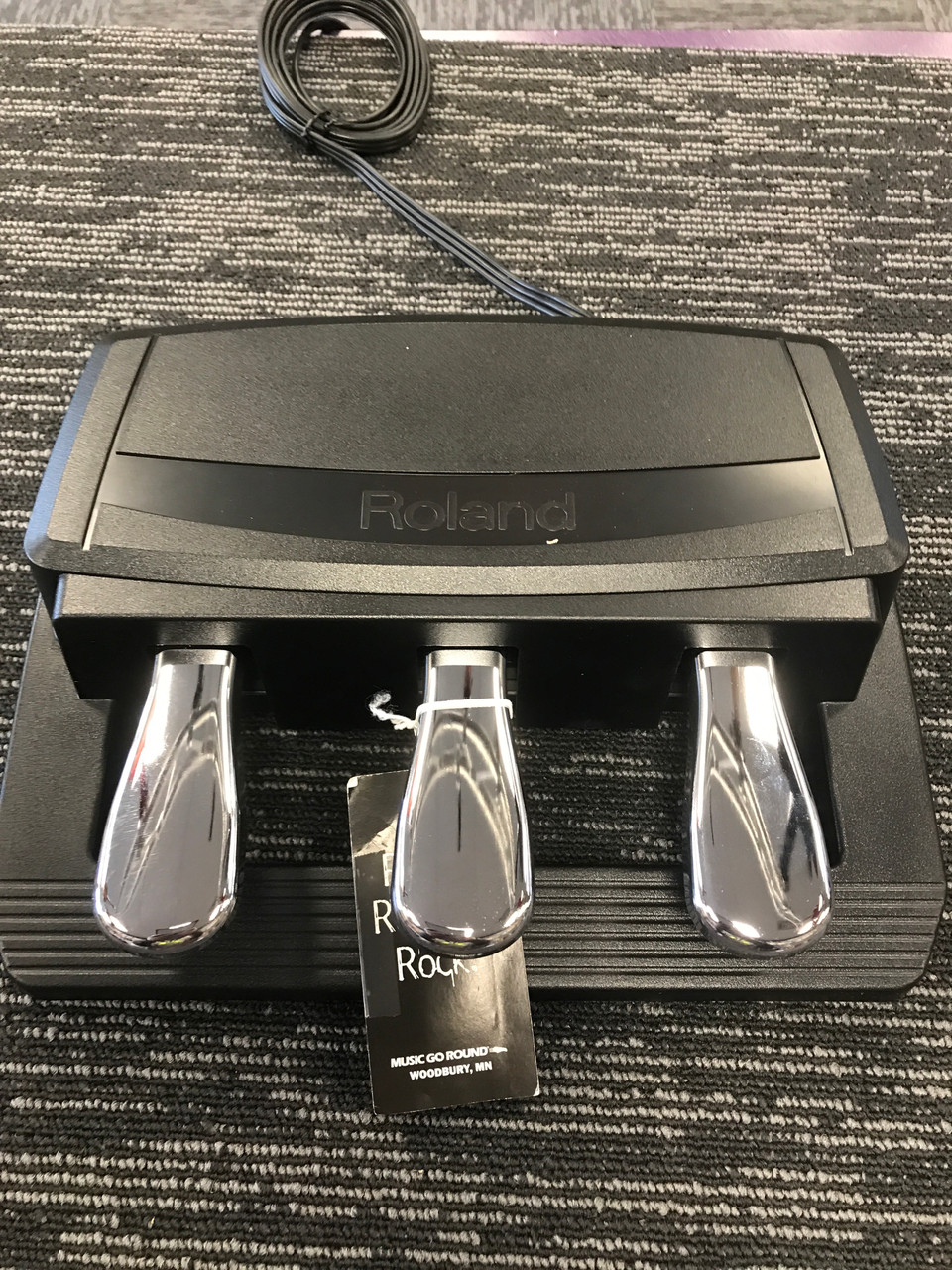 Used Roland RPU-3 Keyboard Pedal