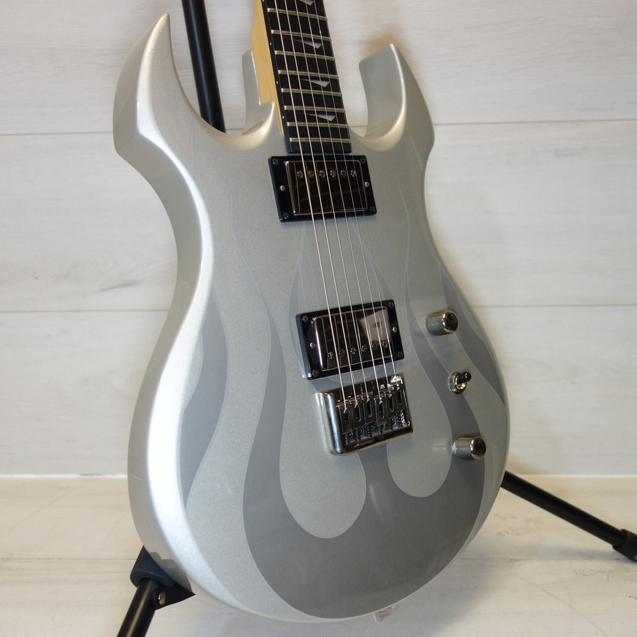 ギター KRAMER Pariah Pewter/Grey Flame Used Kramer PARIAH Electric Guitar Silver/Gray 6-String
