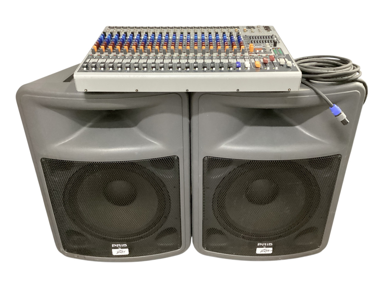 Used Peavey XR 1220 W/PR15 SPEAKER PAIR/CABLES Powered Mixer