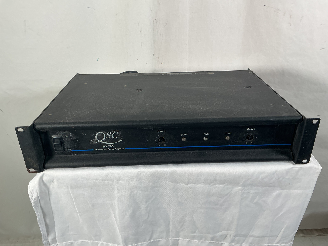 Used QSC MX700 POWER AMP Power Amplifier