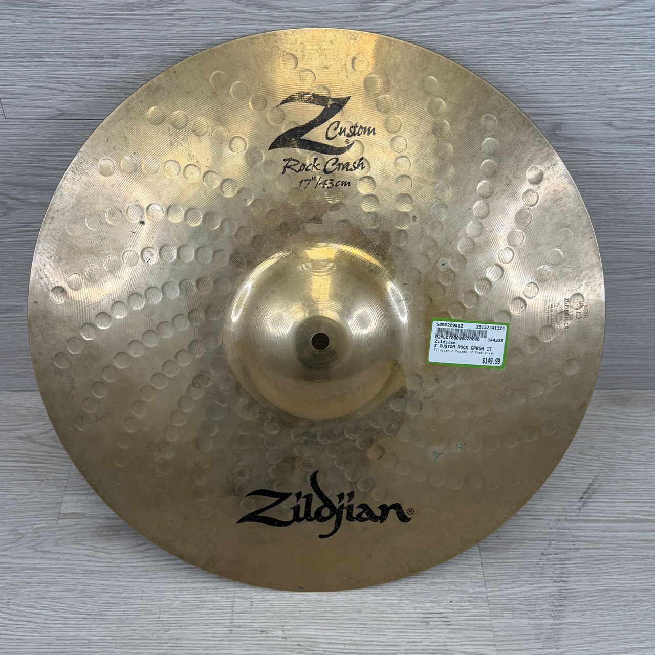 Used Zildjian Z CUSTOM ROCK CRASH 17 Crash Cymbal 17