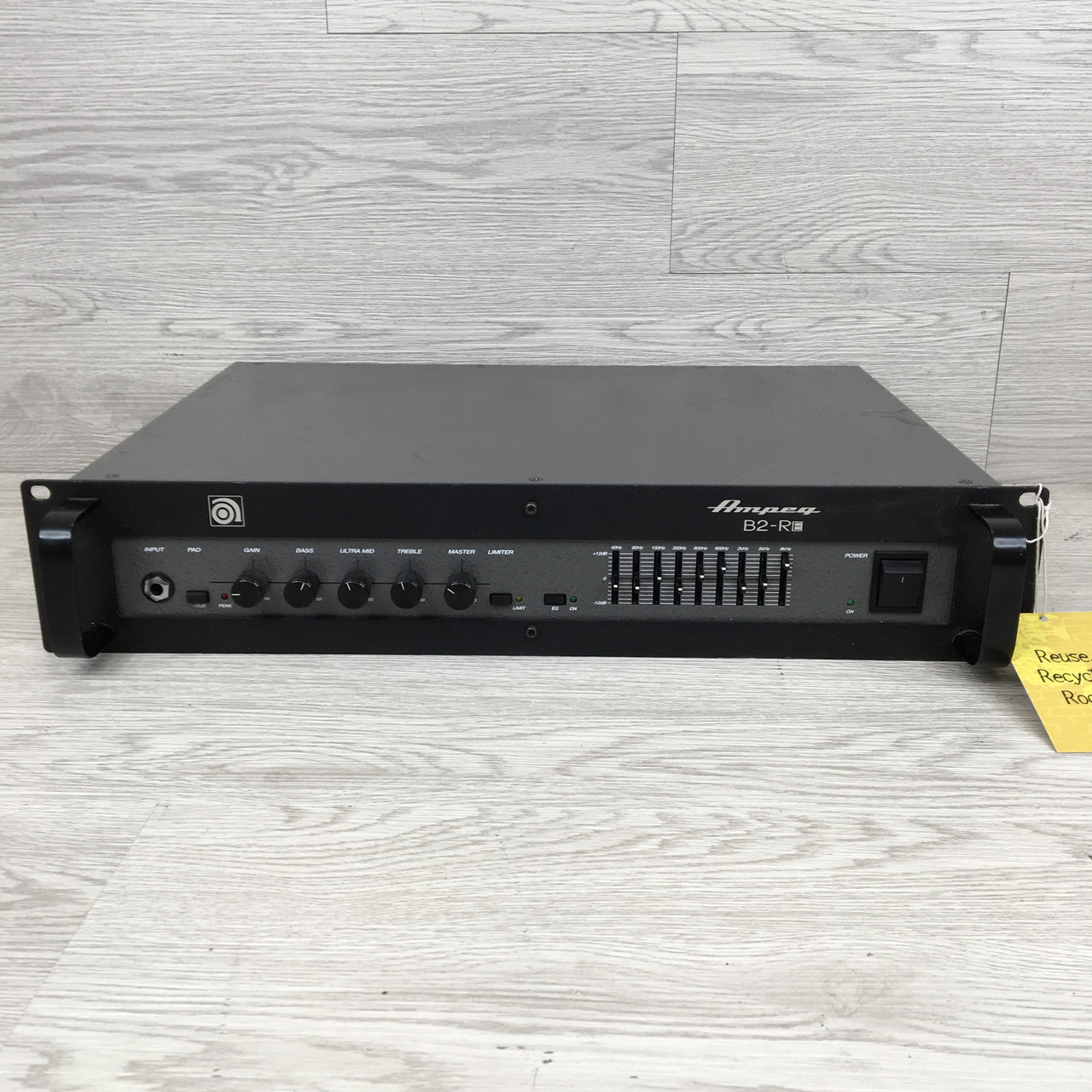 Used Ampeg B2-RE BASS HEAD Rackmount Bass Amplifier Head