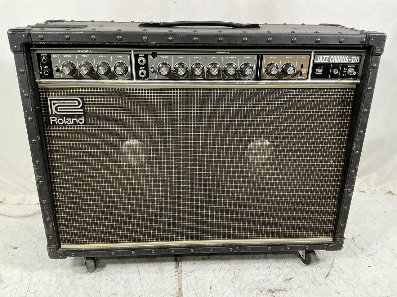 Used Roland 80S JC-120 JAZZ CHORUS 2 x 12 Solid State Amplifier 2 x 12