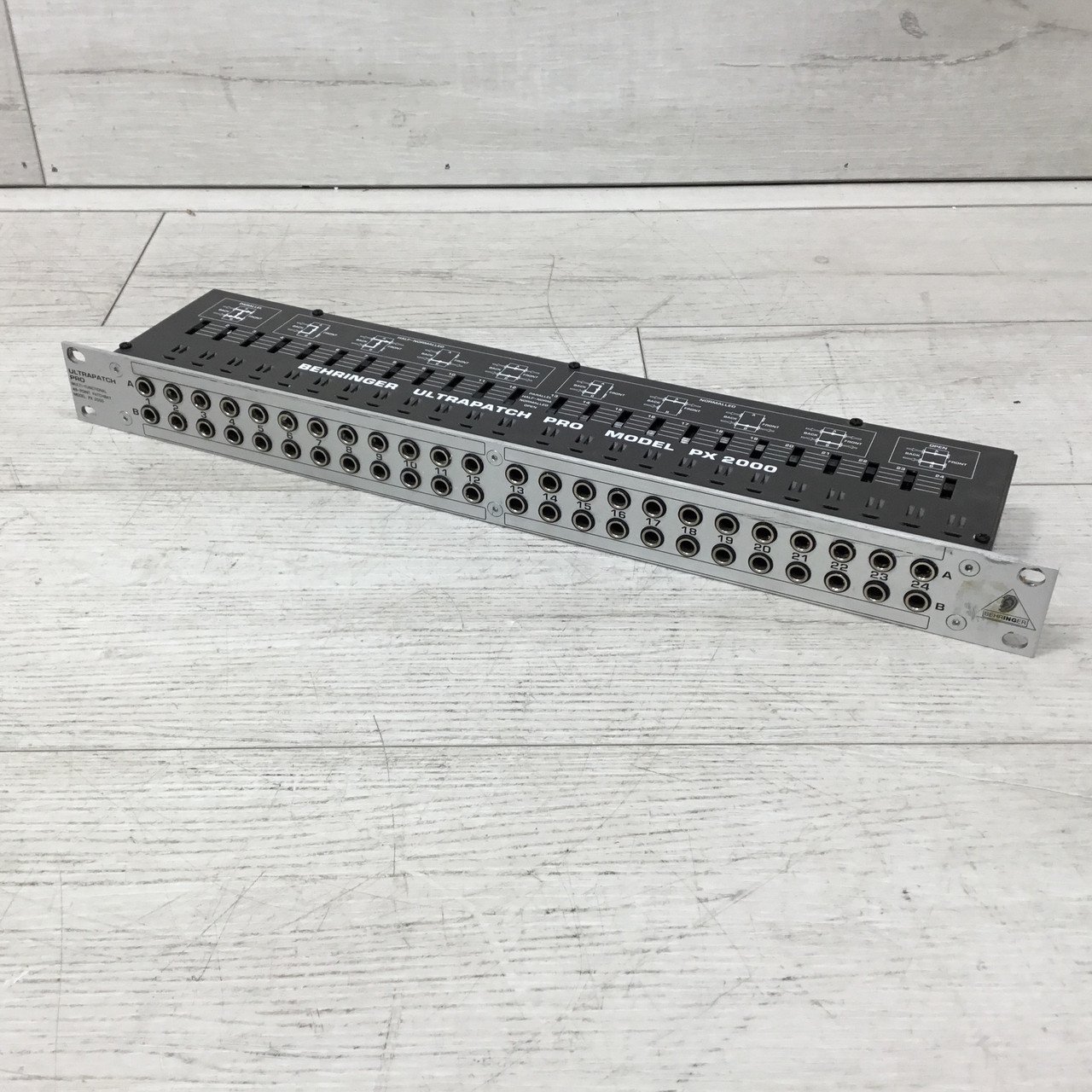 Used Behringer PX 2000 ULTRAPATCH PRO PATCHBAY Pro Sound Effects Unit