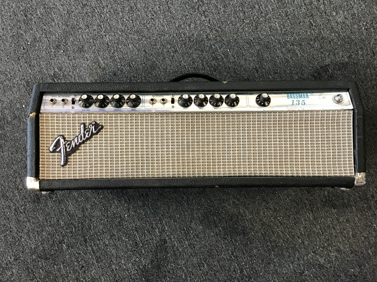 Used Fender BASSMAN 135 Vintage Tube Guitar Head