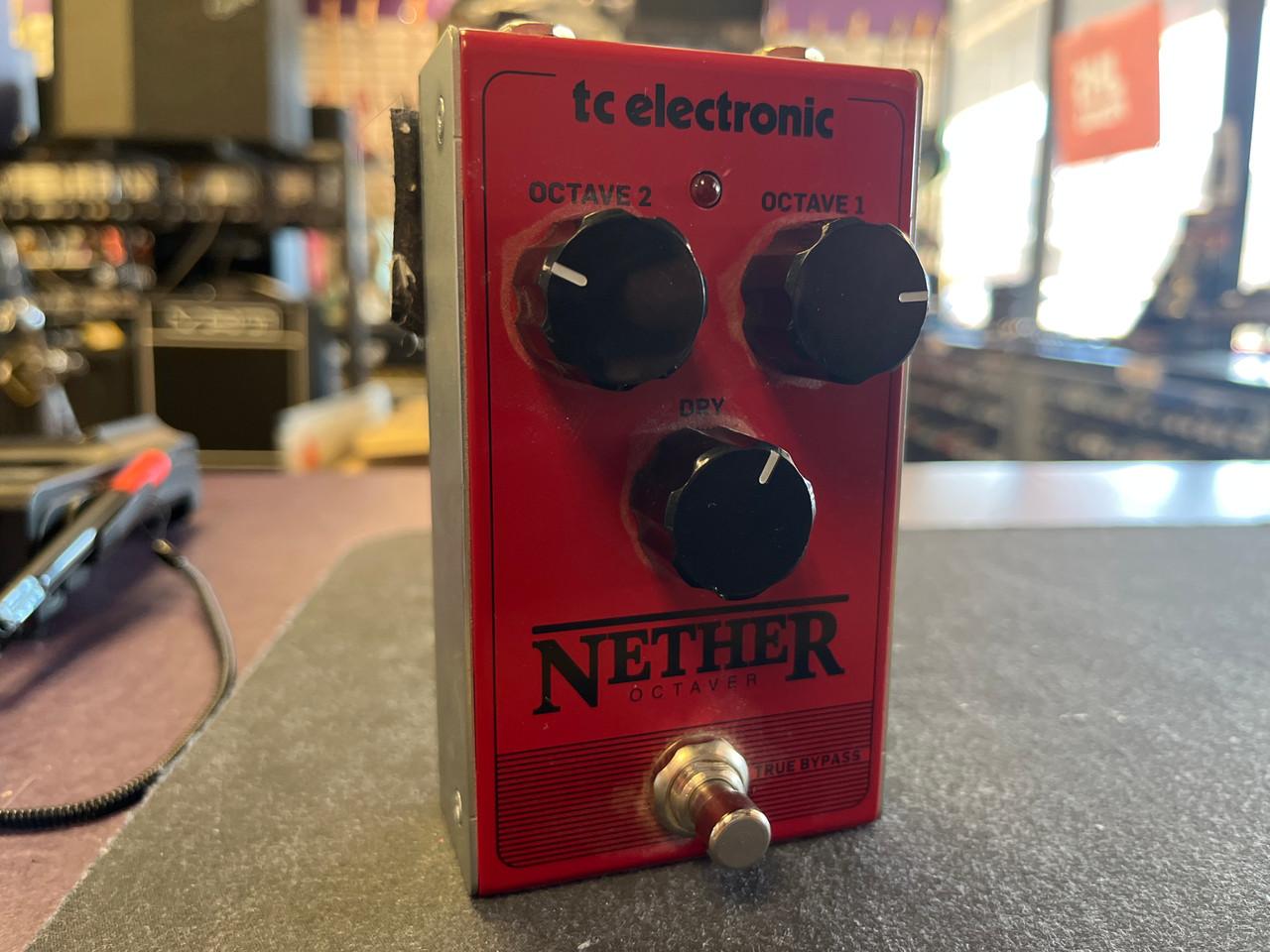 [美品] tc electronic NETHER OCTAVER Used TC Electronic NETHER OCTAVER Octave Pedal