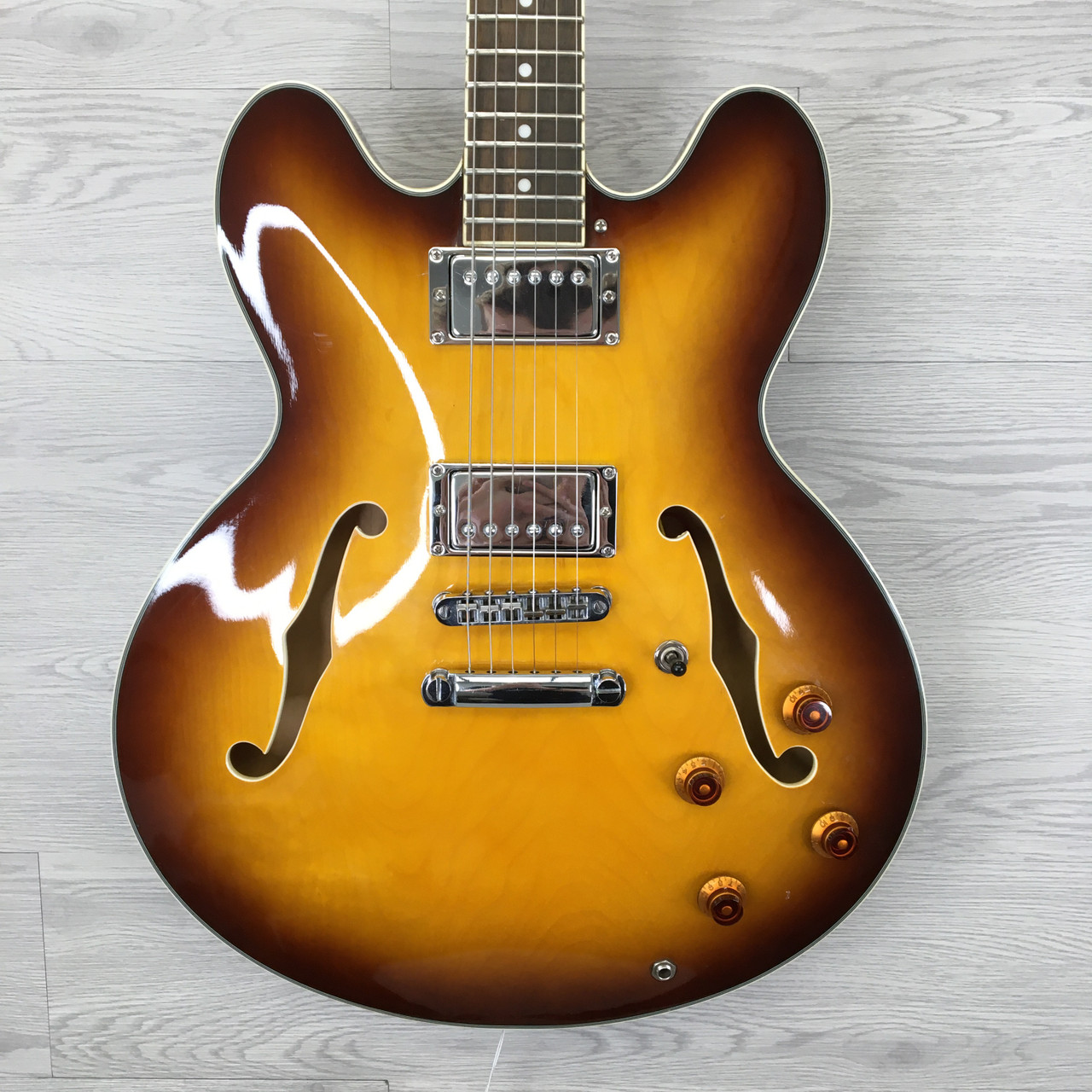 Used Jay Turser SEMI HOLLOW Semi-Hollow Electric Guitar Cherry