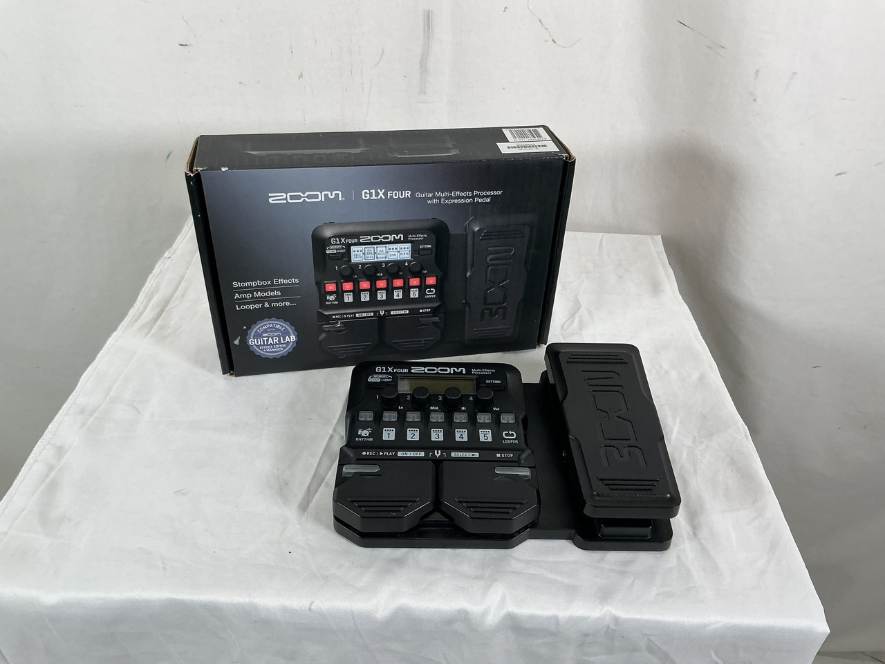 Used Zoom G1X FOUR Multi-FX Pedal