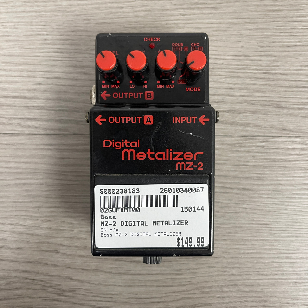 Used Boss MZ-2 DIGITAL METALIZER Distortion Pedal
