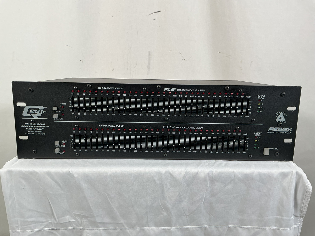 PEAVEY ピーヴィー Q231F グラフィックイコライザー グライコ Used Peavey Q231F 31 BAND EQ Equalizer