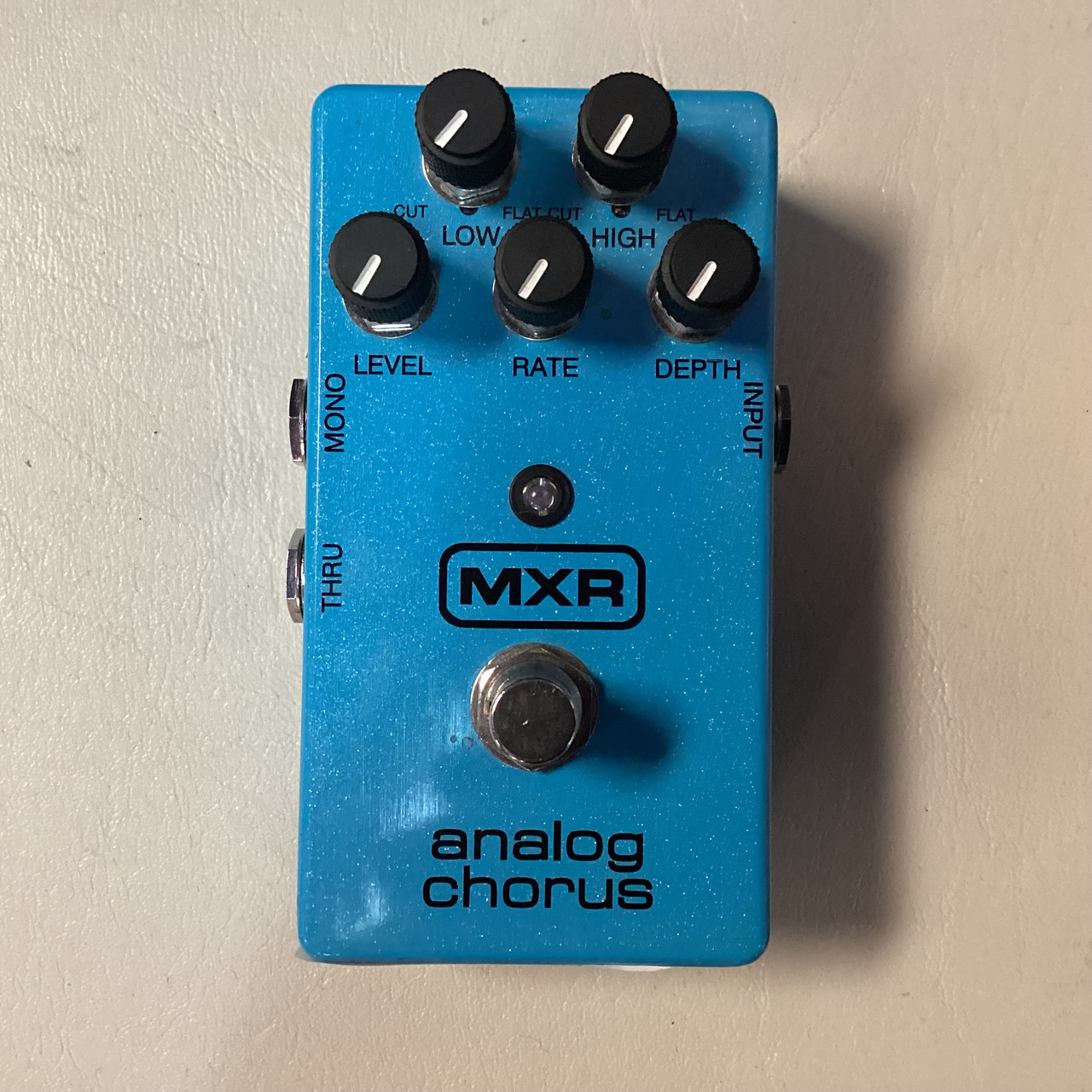 Used MXR ANALOG CHORUS Chorus Pedal