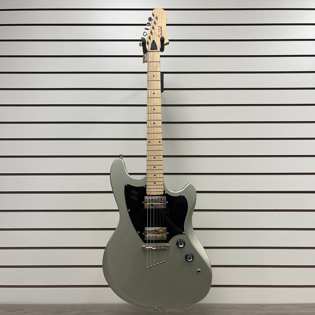 Used Guild SURFLINER HH Double Cut Electric Guitar Silver/Gray 6