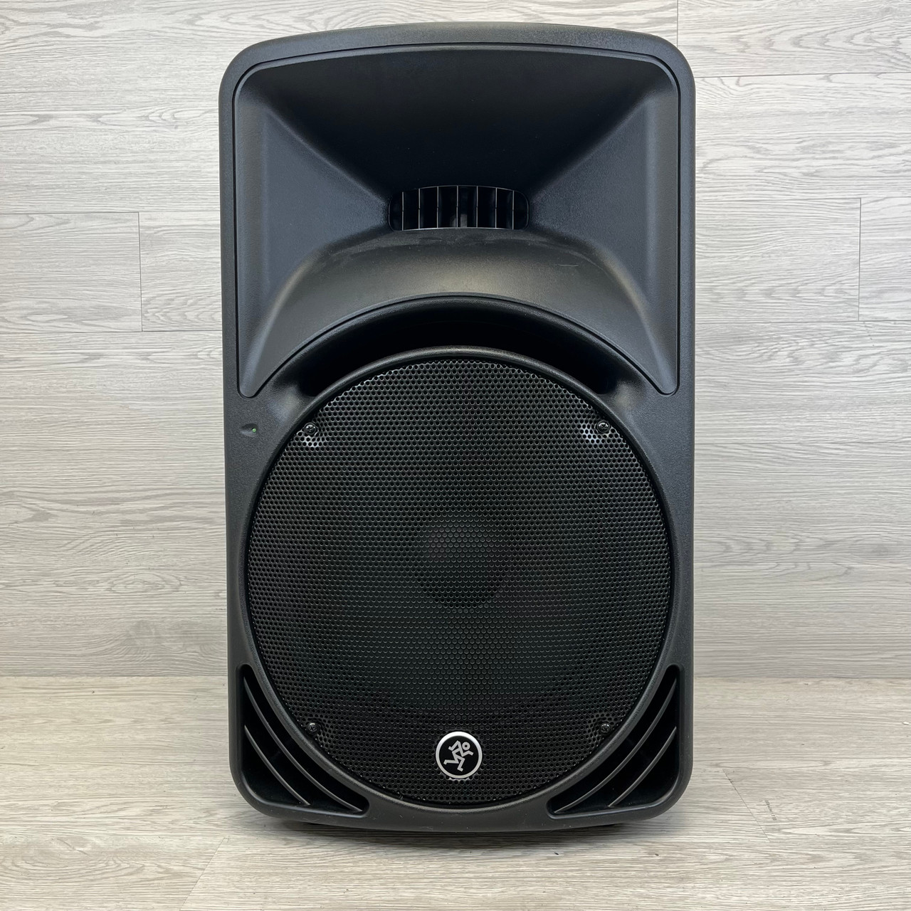 Used Mackie SRM450 V3 Powered Full Range Speaker Cabinet