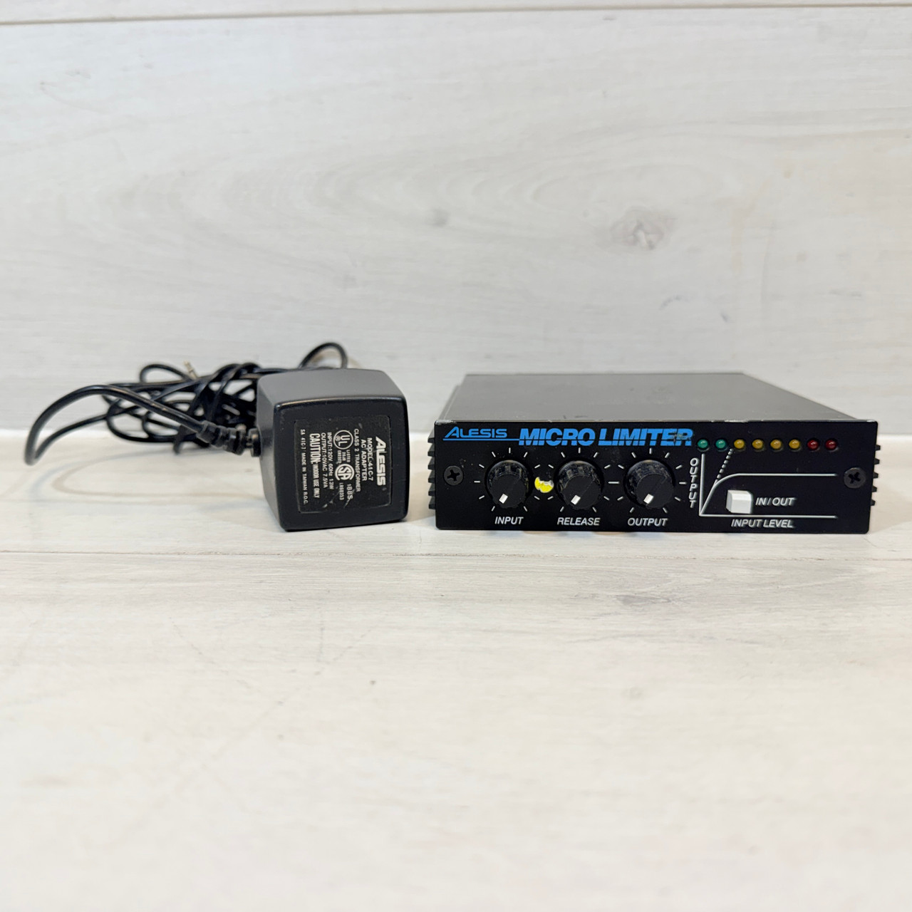 Used Alesis MICROLIMITER Pro Sound Effect