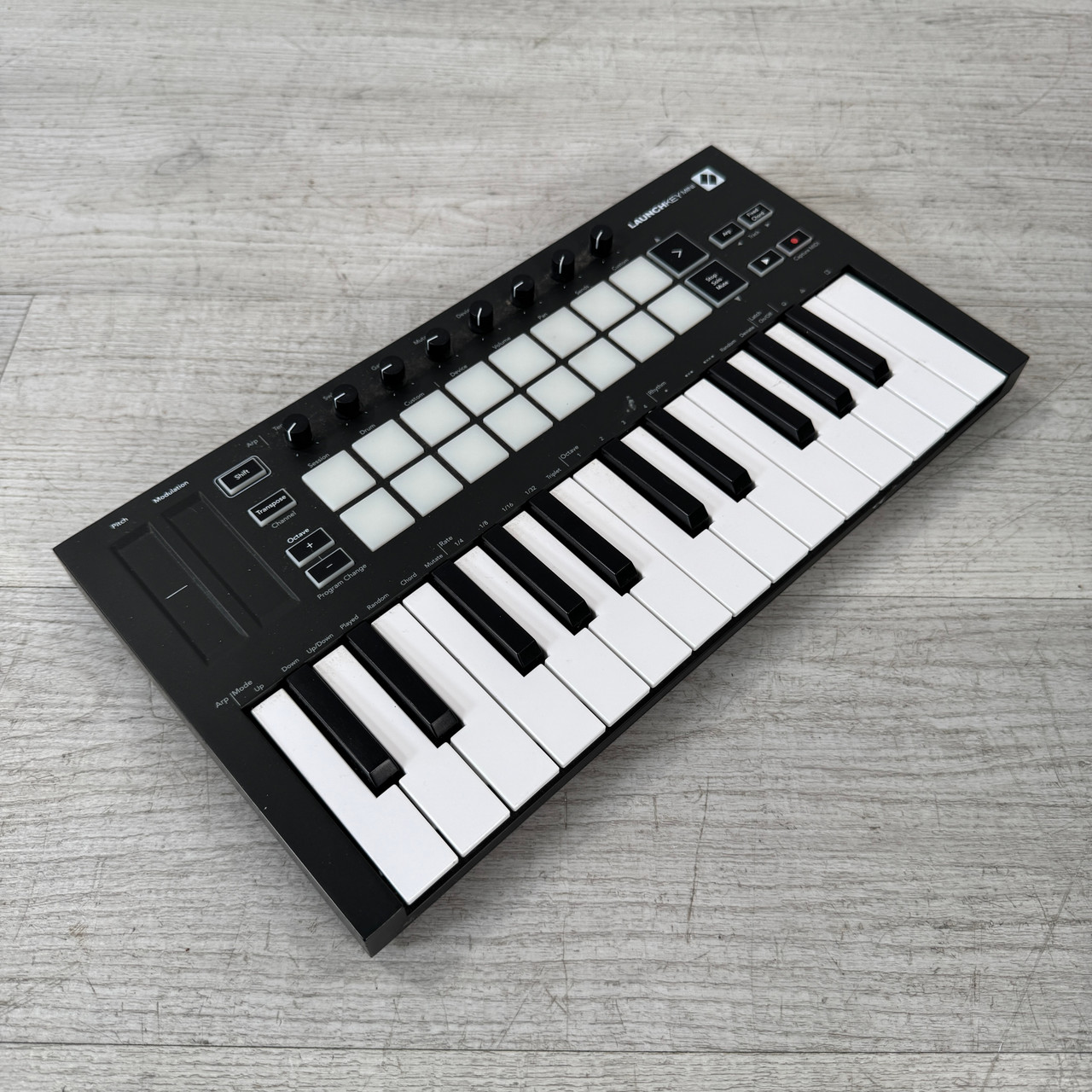 Used Novation Launchkey Mini MK3 USB MIDI Keyboard Controller - 25-key