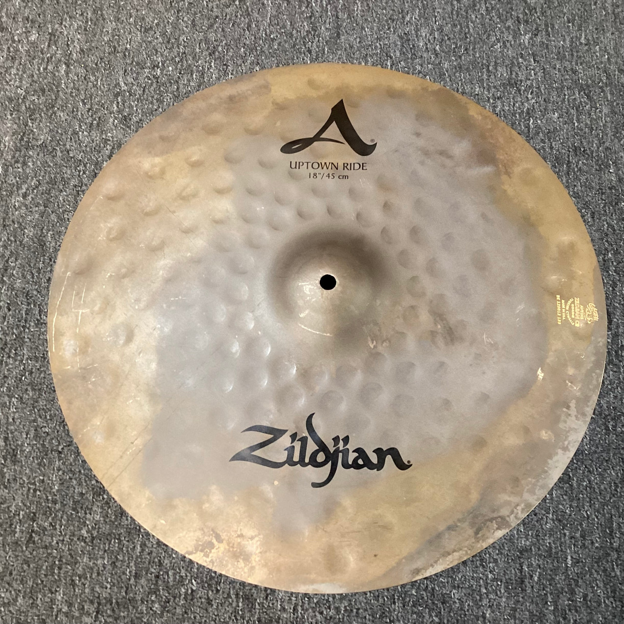 Used Zildjian A UPTOWN RIDE Ride Cymbal 18 Used Zildjian A UPTOWN RIDE Ride Cymbal 18