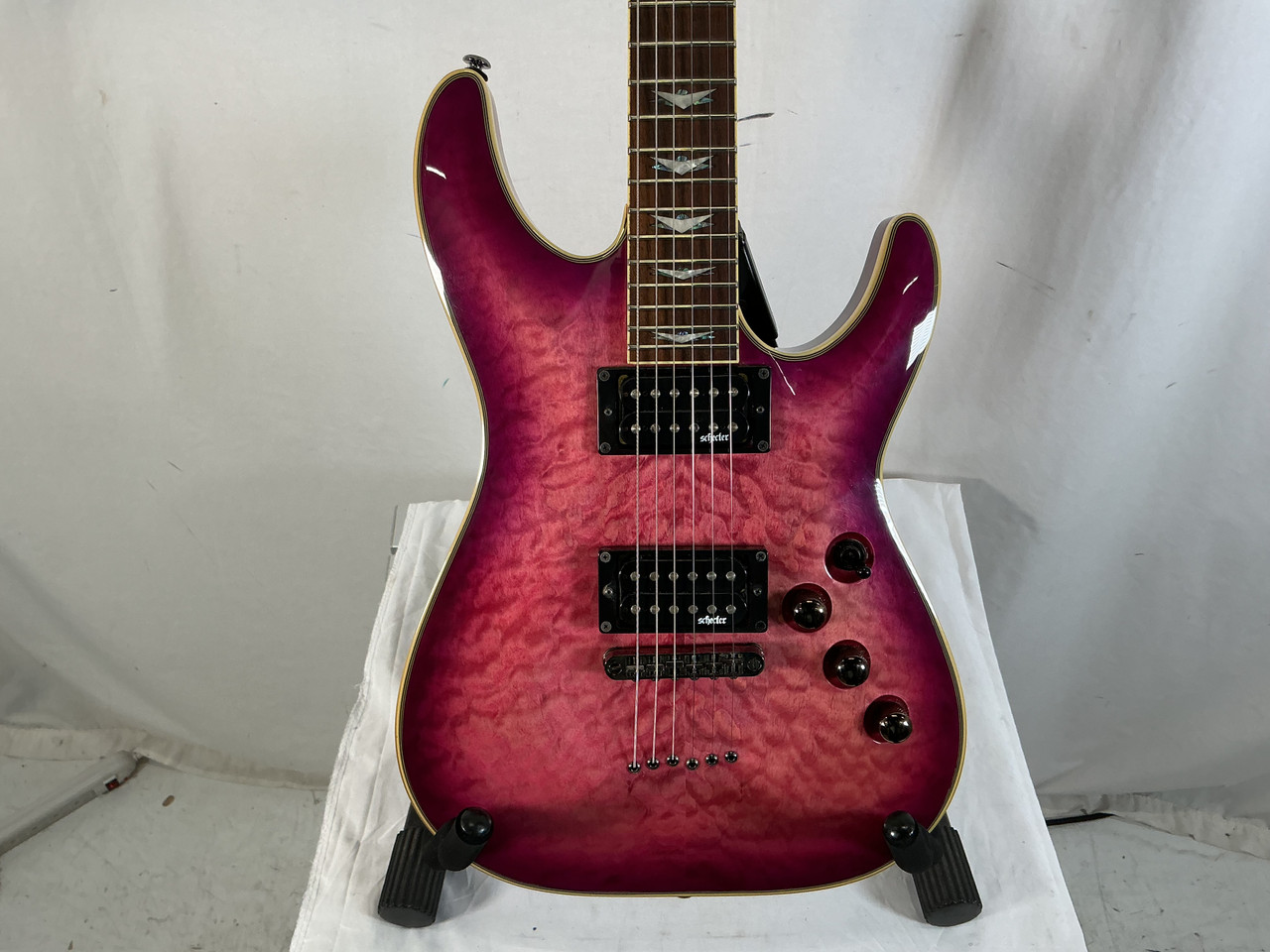 Used Schecter OMEN EXTREME-6 ELECTRIC MAGENTA S Type Electric