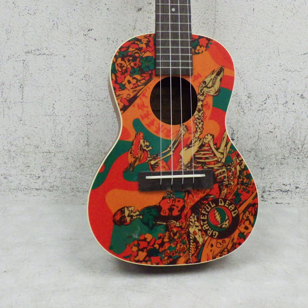 Used Alvarez GRATEFUL DEAD GDU26C IDAHO Ukulele Custom Graphics