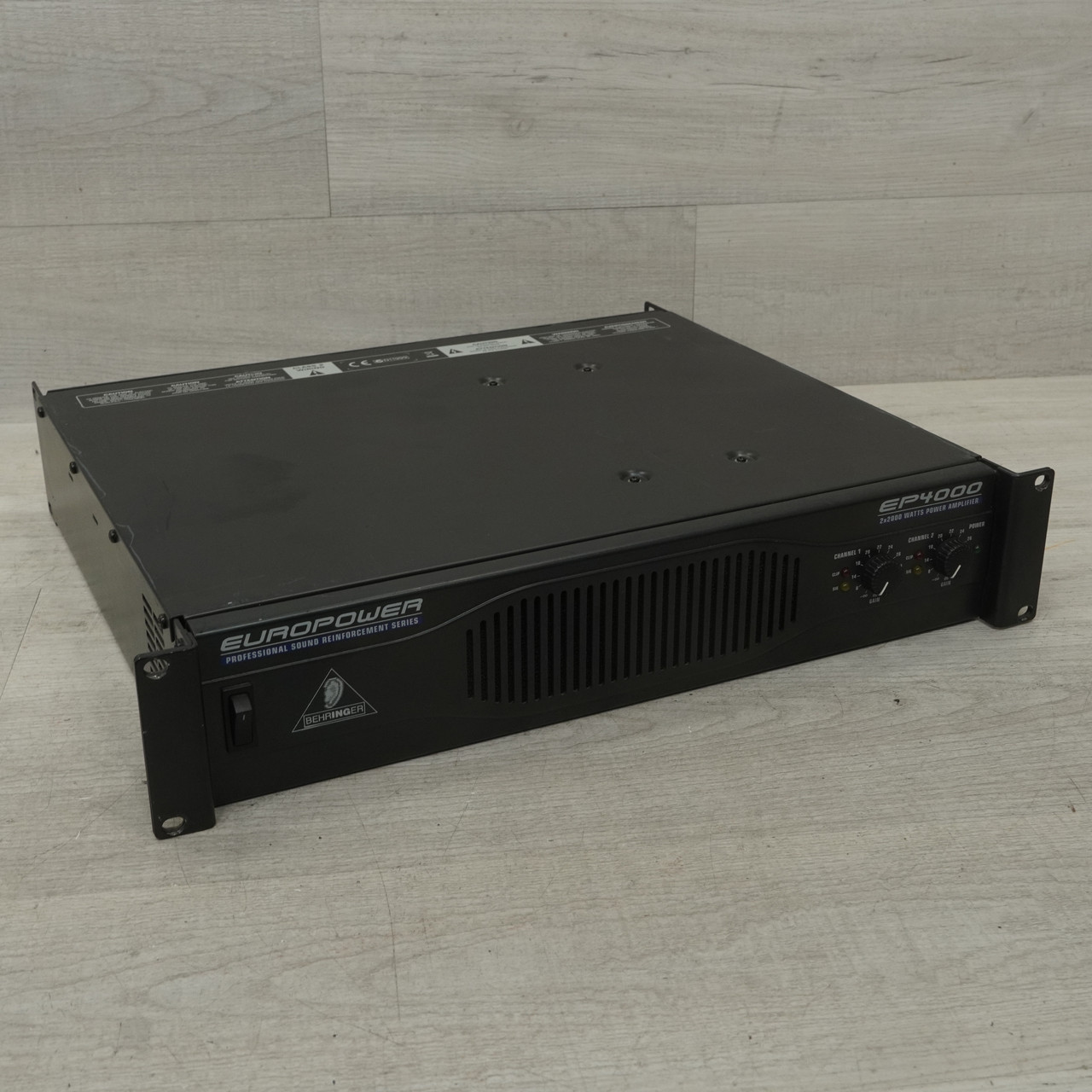 Used Behringer EP4000 Power Amplifier