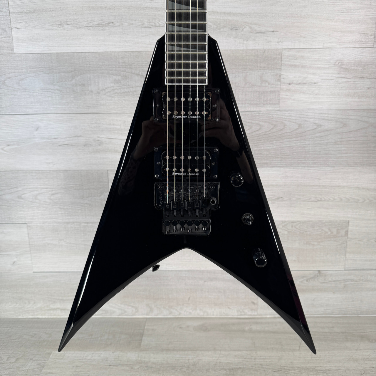 Used Jackson Pro Series King V KV Electric Guitar - Deep Black