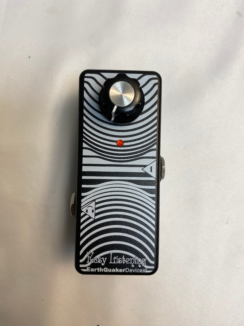 Used Earthquaker Devices EASY LISTENING AMP SIM Guitar Effects Pedal