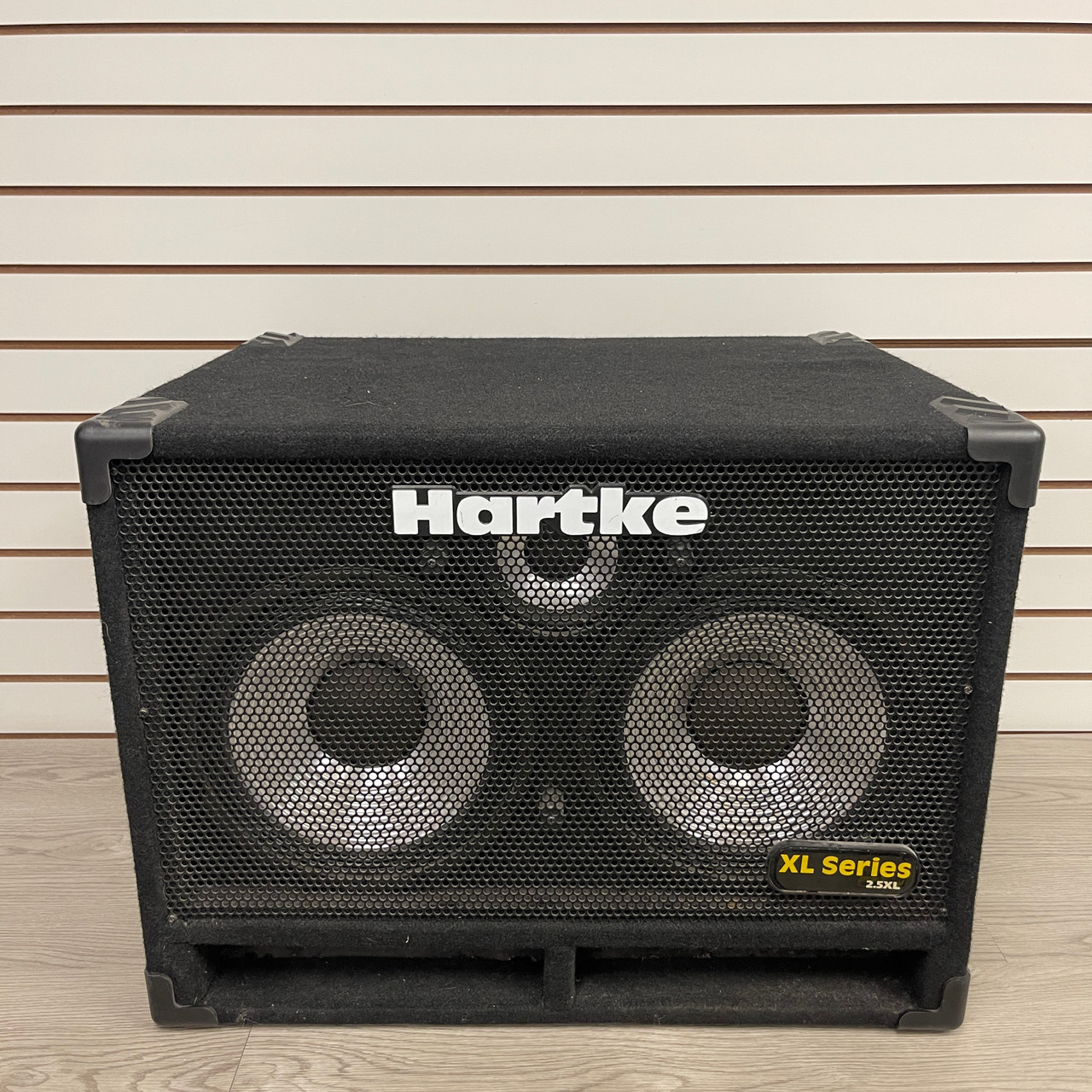 Used Hartke XL SERIES 210 2 x 10 Bass Guitar Cabinet 2 x 10