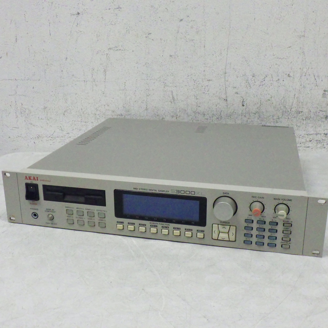 AKAI S3000XL ジャンク サンプラー ジャンク AKAI S3000XL 32MB ハード サンプラー 機材 T1930953 Akai