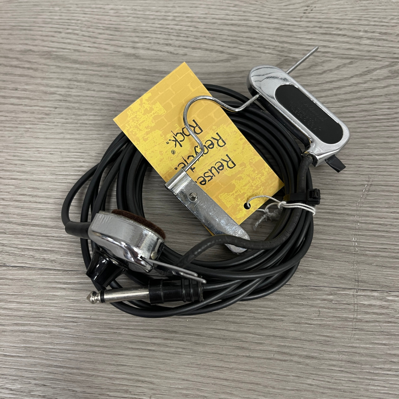 Used DEARMOND 500 MANDOLIN PICKUP Guitar Pickup Used DEARMOND 500 MANDOLIN PICKUP Guitar Pickup