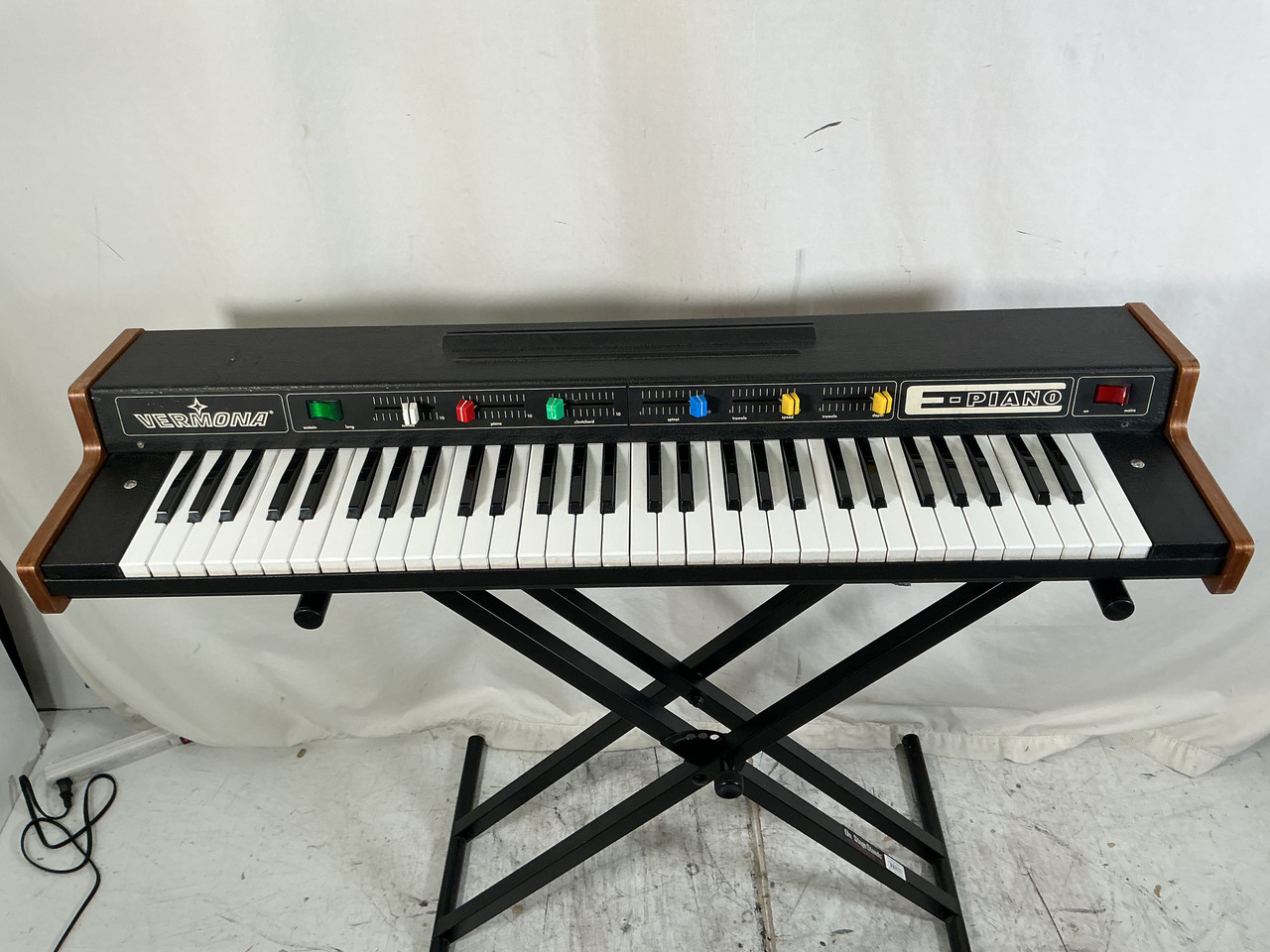 Used VERMONA E-PIANO VINTAGE USSR 61-Key Synthesizer 61-Key